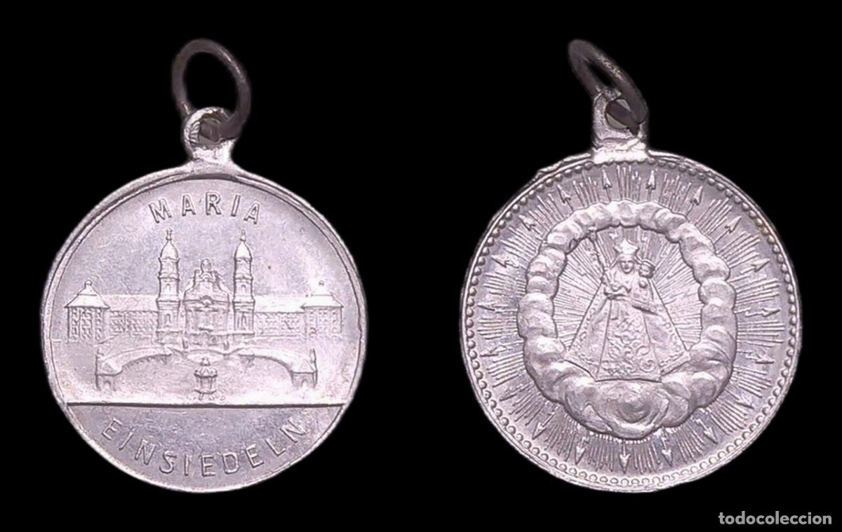 Antig&uuml;edades: MEDALLA RELIGIOSA SUIZA SANTA MARIA EINSIEDELN VIRGEN NEGRA SANTUARIO ALUMINIO
