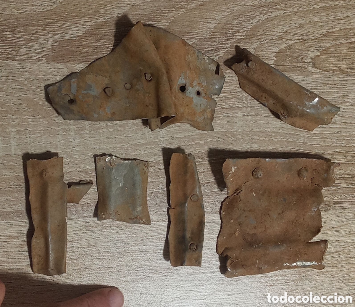 Antig&uuml;edades: Legi&oacute;n C&oacute;ndor. Guerra Civil. Restos avi&oacute;n Heinkel He-111 derribado. Karl K&ouml;stlin.