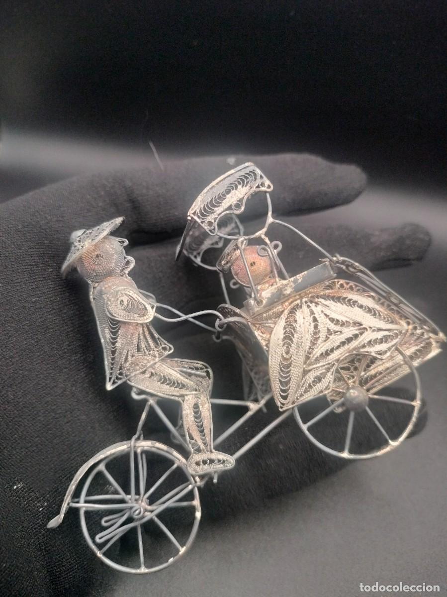 Antig&uuml;edades: Figura plata filigrana con contraste