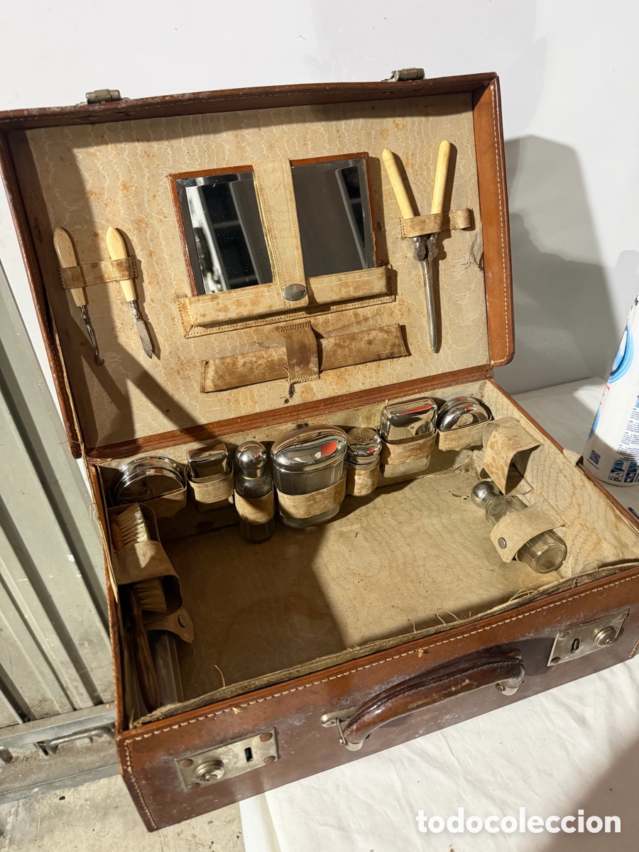 Antig&uuml;edades: Antiguo Neceser de Viaje de Caballero