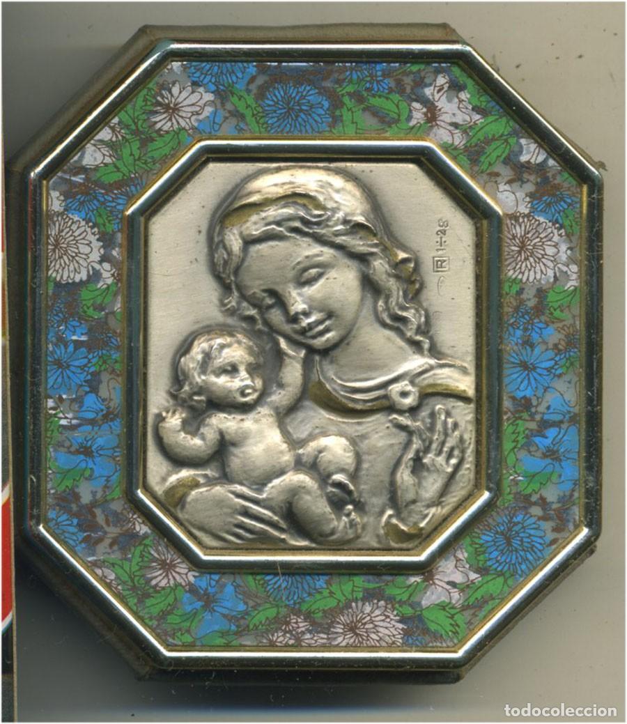 Antig&uuml;edades: ANTIGUA VIRGEN EN PLATA SOBRE SOPORTE PARA MESA ITALIANA CON SELLOS Y MARCA MIDE 7/6,5 CM