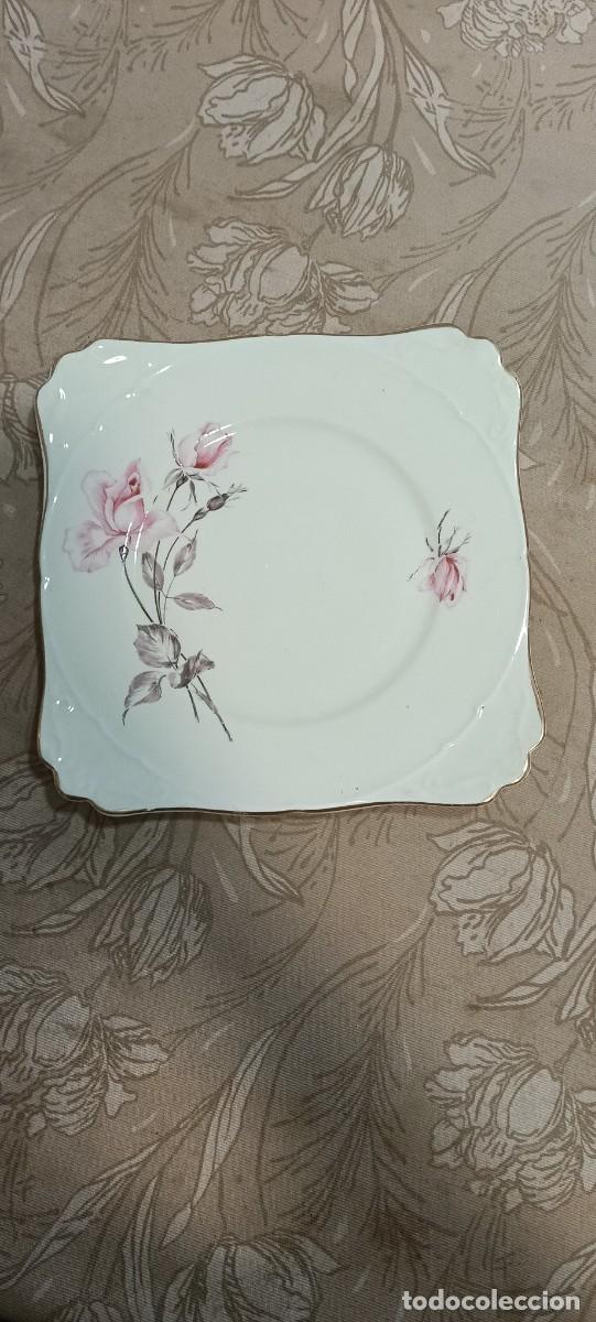 Antiguidades: PLATO PASTELERO / PAN CUADRADO EN PORCELANA INGLESA SALISBURY BONE CHINA - ROSAS Y FILO DE ORO (22x2