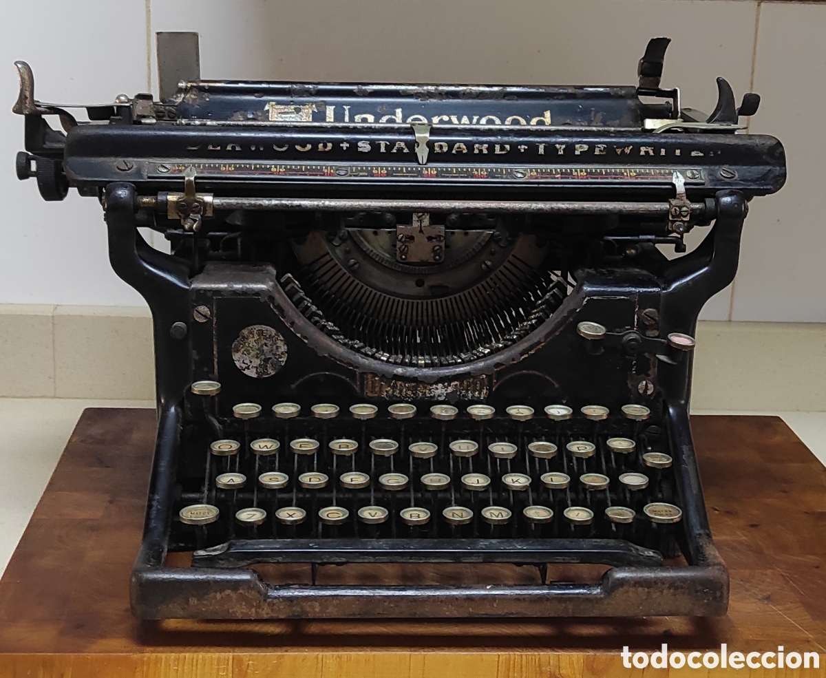 Antig&uuml;edades: Maquina de escribir UNDERWOOD