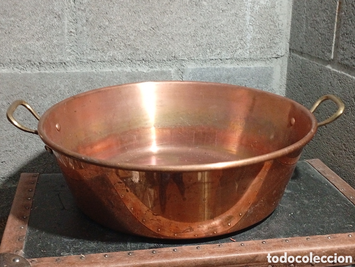 Antig&uuml;edades: Gran olla antigua de cobre para confitura mermelada