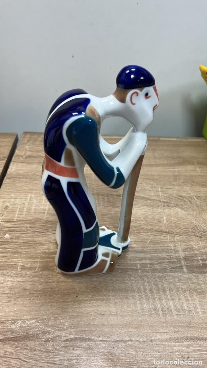 Antig&uuml;edades: Preciosa figura de porcelana de la prestigiosa firma gallega Sargadelos