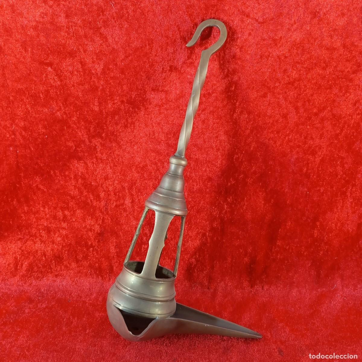 Antig&uuml;edades: ANTIGUO CANDIL DE BRONCE - FUENTE DE ILUMINACI&Oacute;N TRADICIONAL - SIGLO XIX - 33 CM DE ALTURA