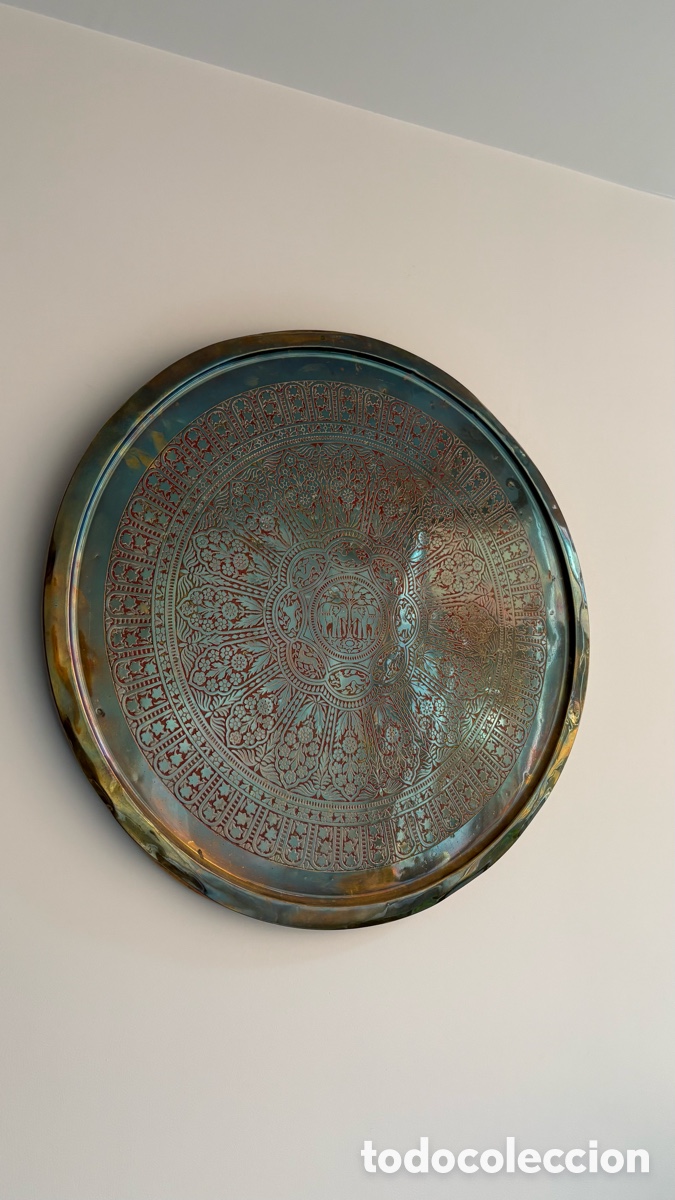 Oggetti Antichi: Bandeja Decorativa antigua de Cobre y Lat&oacute;n