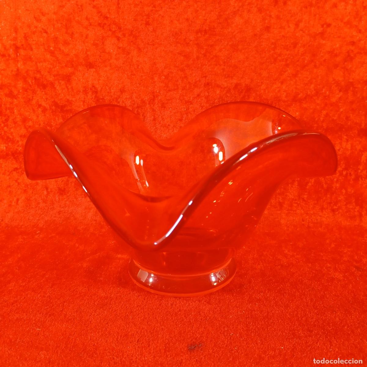 Antig&uuml;edades: CUENCO DE COMPOTA DE VIDRIO VINTAGE - ESTILO VIKING GLASS - ROJO - SIGLO XX - 12 CM DE ALTO