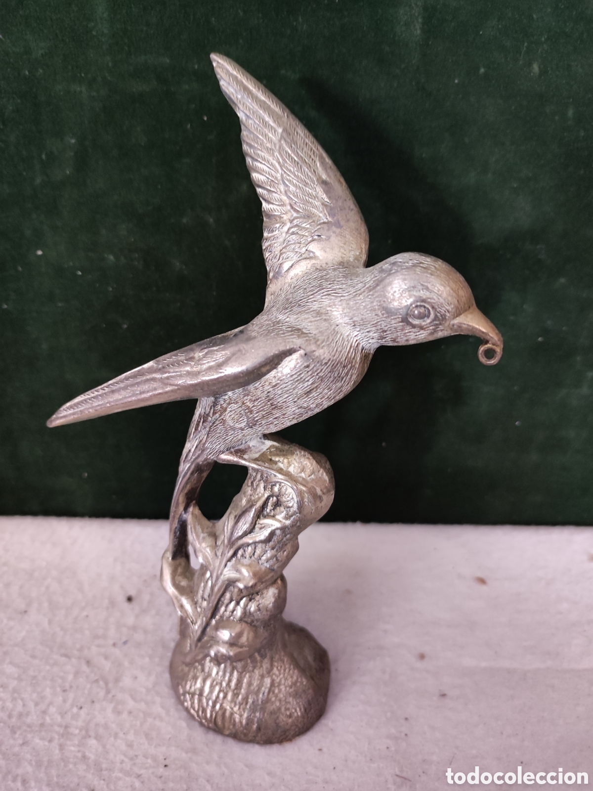 Antig&uuml;edades: Figura de p&aacute;jaro en lat&oacute;n - Foto 1