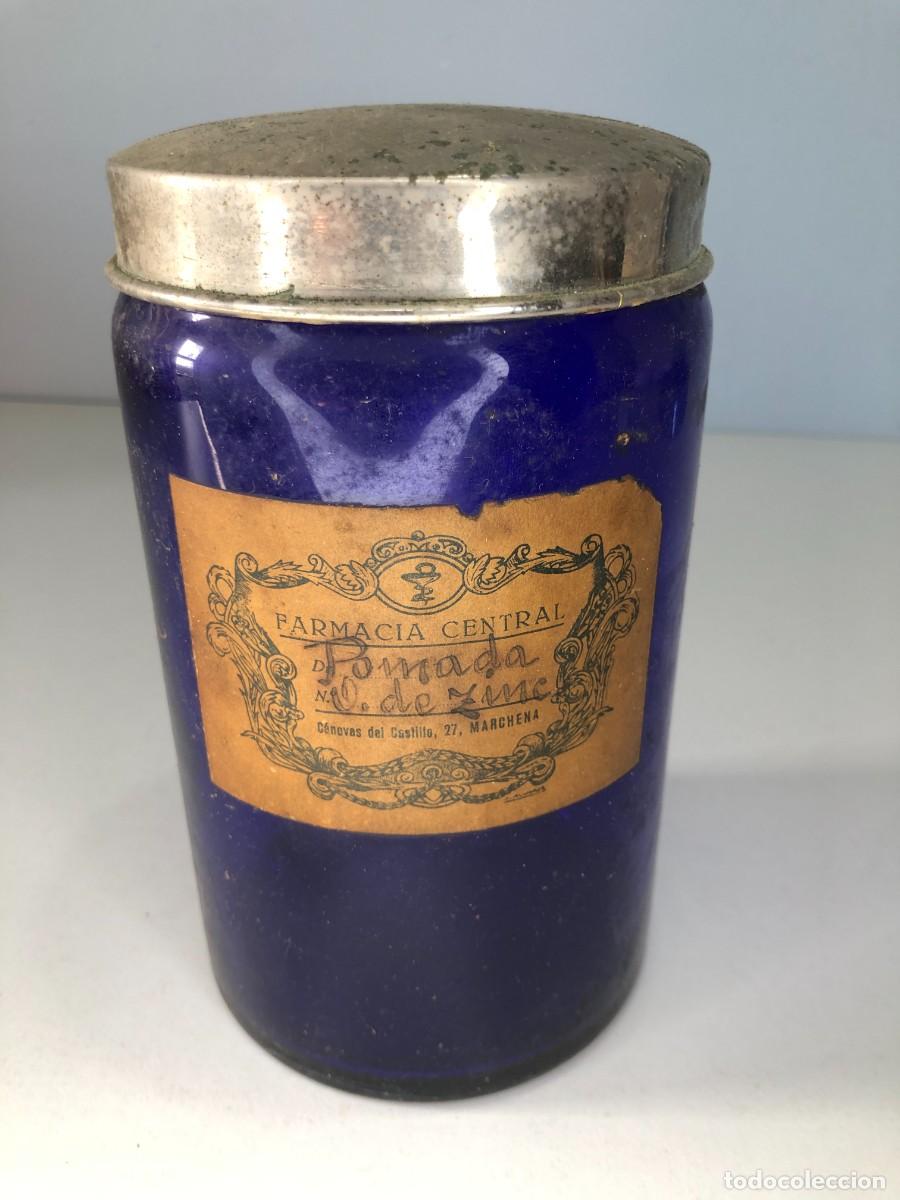 Antig&uuml;edades: Antiguo tarro farmacia cristal azul cobalto pomada de zinc Marchena Sevilla