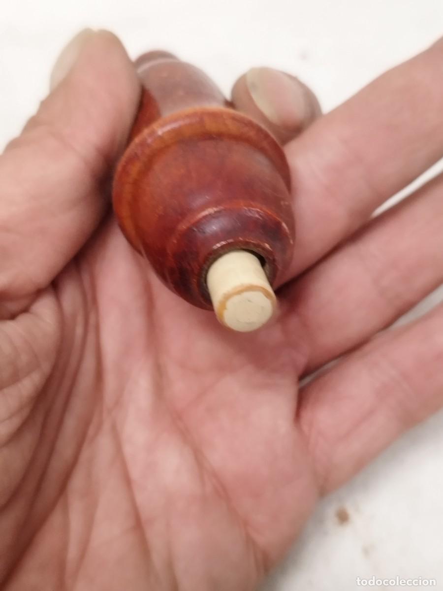 Antig&uuml;edades: Antiguo interruptor de luz, lampara. De pera de madera. - Foto 2