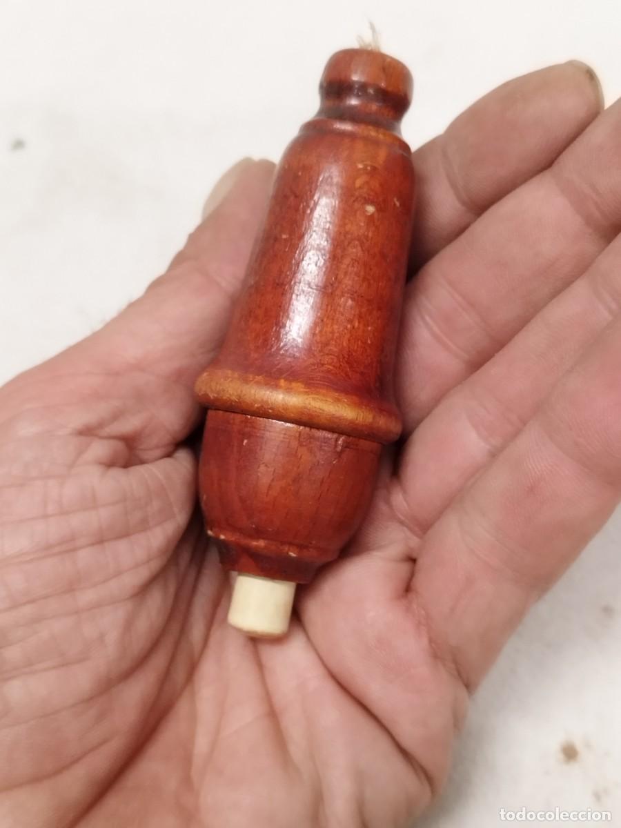 Antig&uuml;edades: Antiguo interruptor de luz, lampara. De pera de madera. - Foto 4
