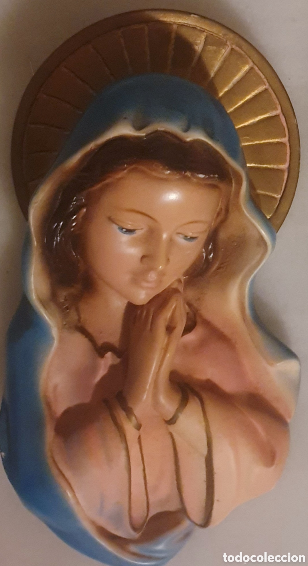 Antig&uuml;edades: Virgen de yeso para colgar