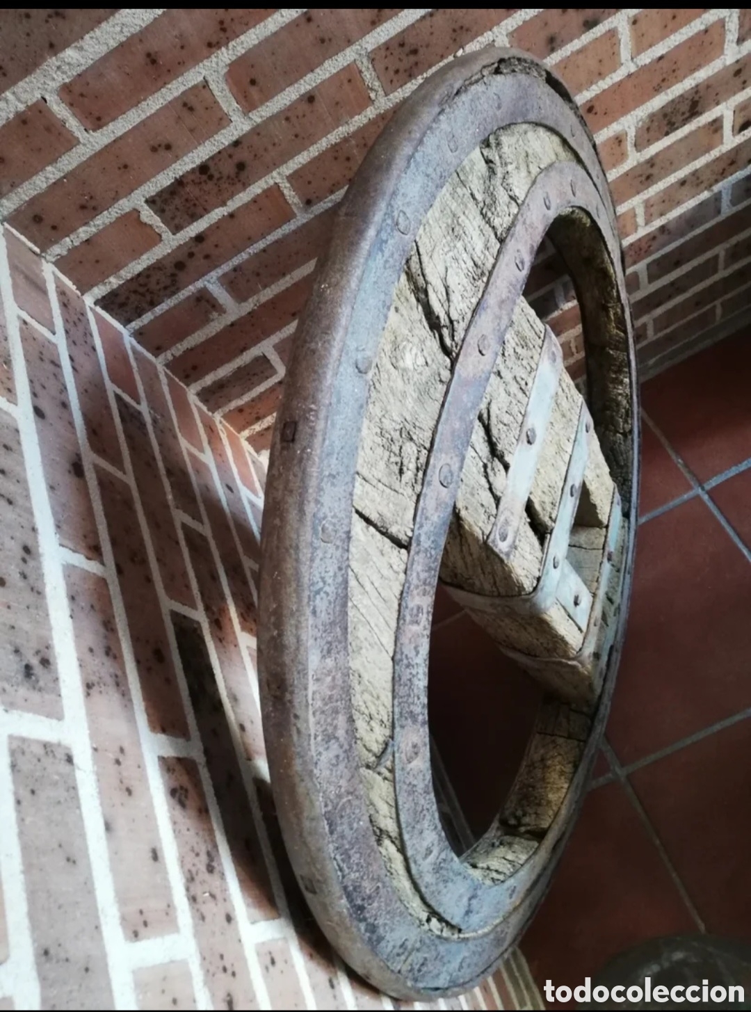 Antig&uuml;edades: Rueda de carro Gallego - Foto 5