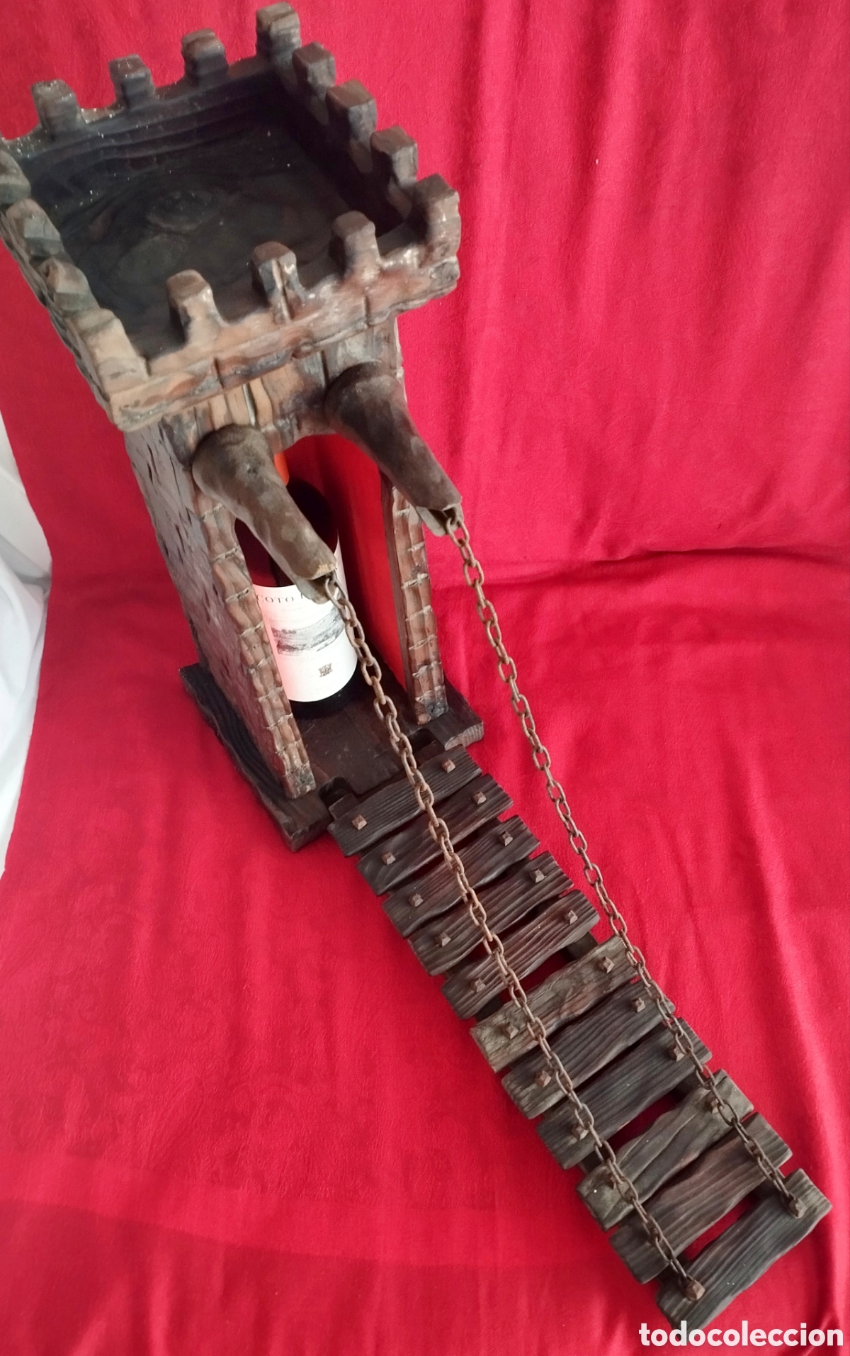 Antig&uuml;edades: Puente levadizo de madera tallada. - Foto 7