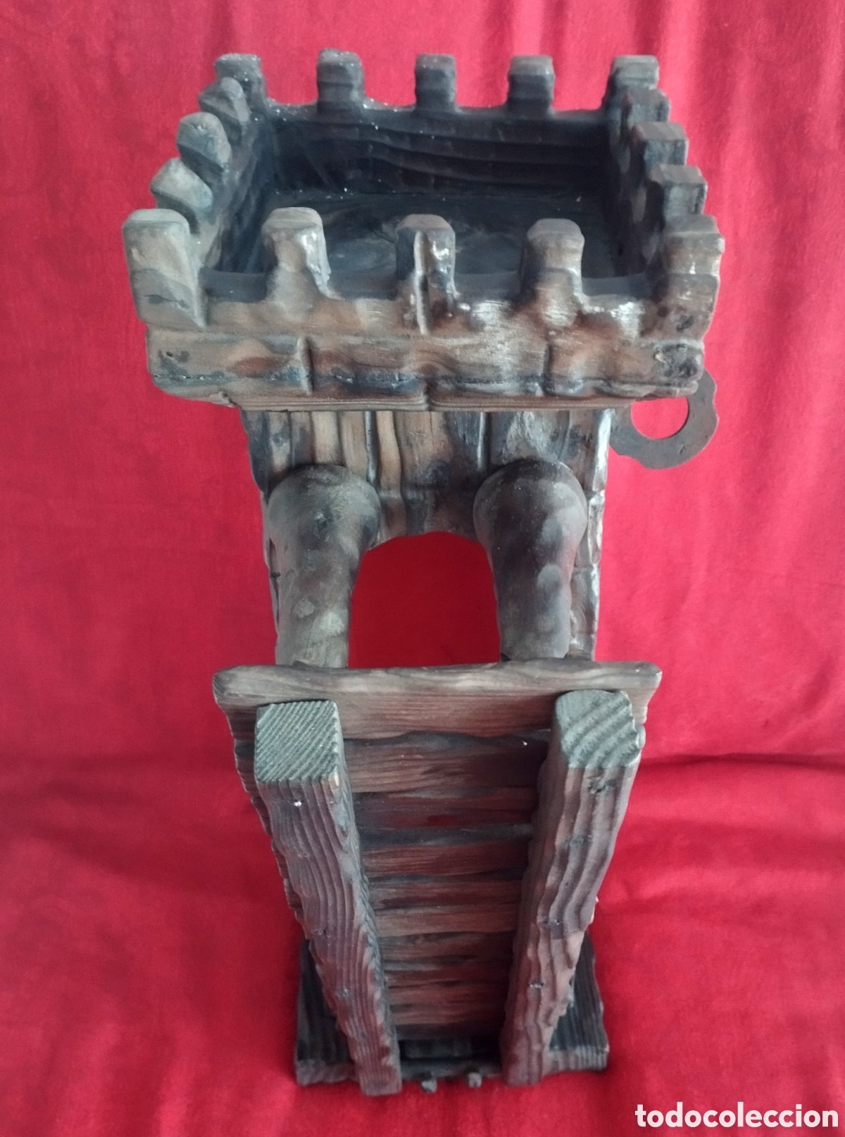 Antig&uuml;edades: Puente levadizo de madera tallada. - Foto 11