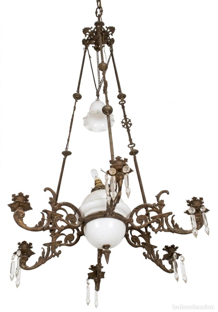 Antig&uuml;edades: Preciosa lampara antigua de vela transformada a luz electrica &middot; Opalina &middot; ca. 1870-1890