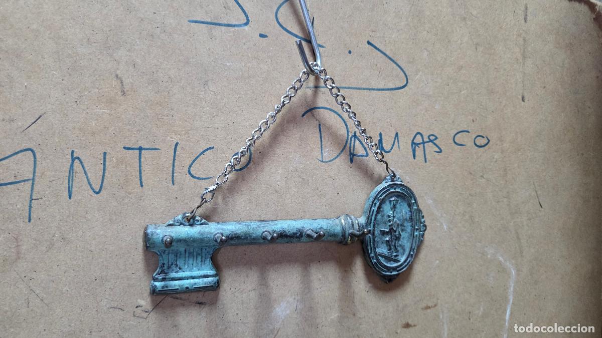 Oggetti Antichi: colgador de llaves de metal