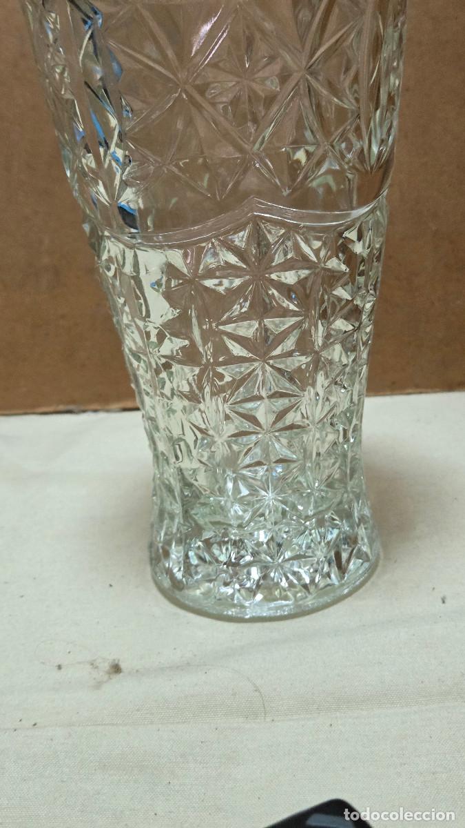 Antig&uuml;edades: jarron de cristal vintage - Foto 2
