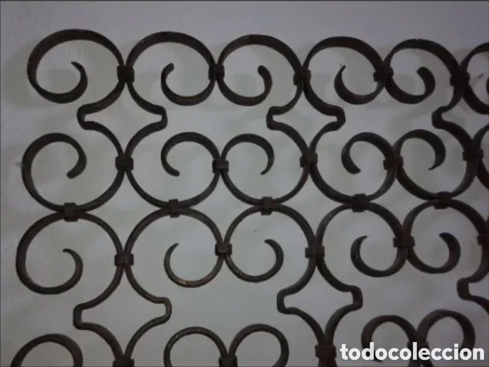 Antig&uuml;edades: Reja de Forja con Dise&ntilde;o Ornamental - Foto 2