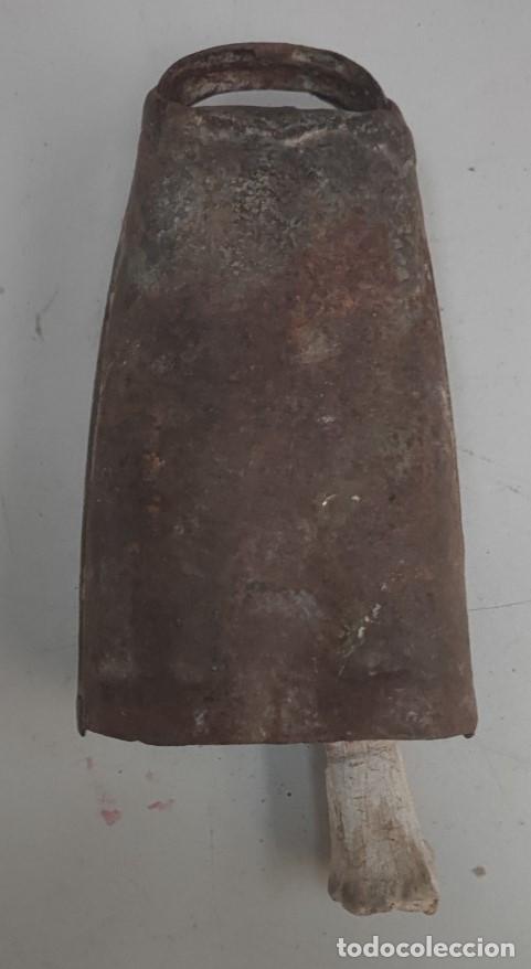 Antig&uuml;edades: CENCERRO ANTIGUO PARA GANADO, 15 CM