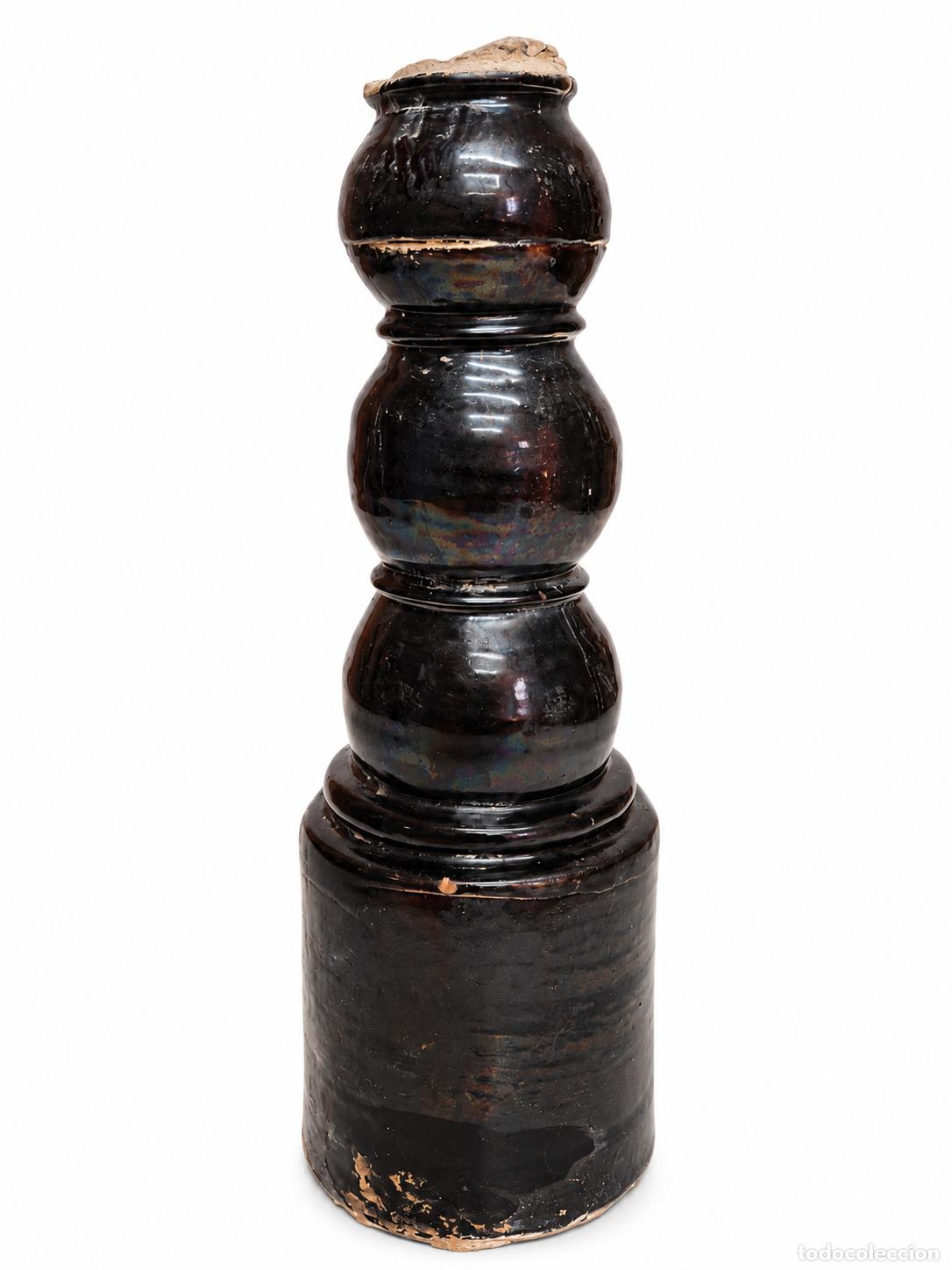 Antig&uuml;edades: Pieza Cer&aacute;mica Art&iacute;stica Antigua - Decorativa Cer&aacute;mica con Esmalte Negro - Altura 47 cm - S.XIX