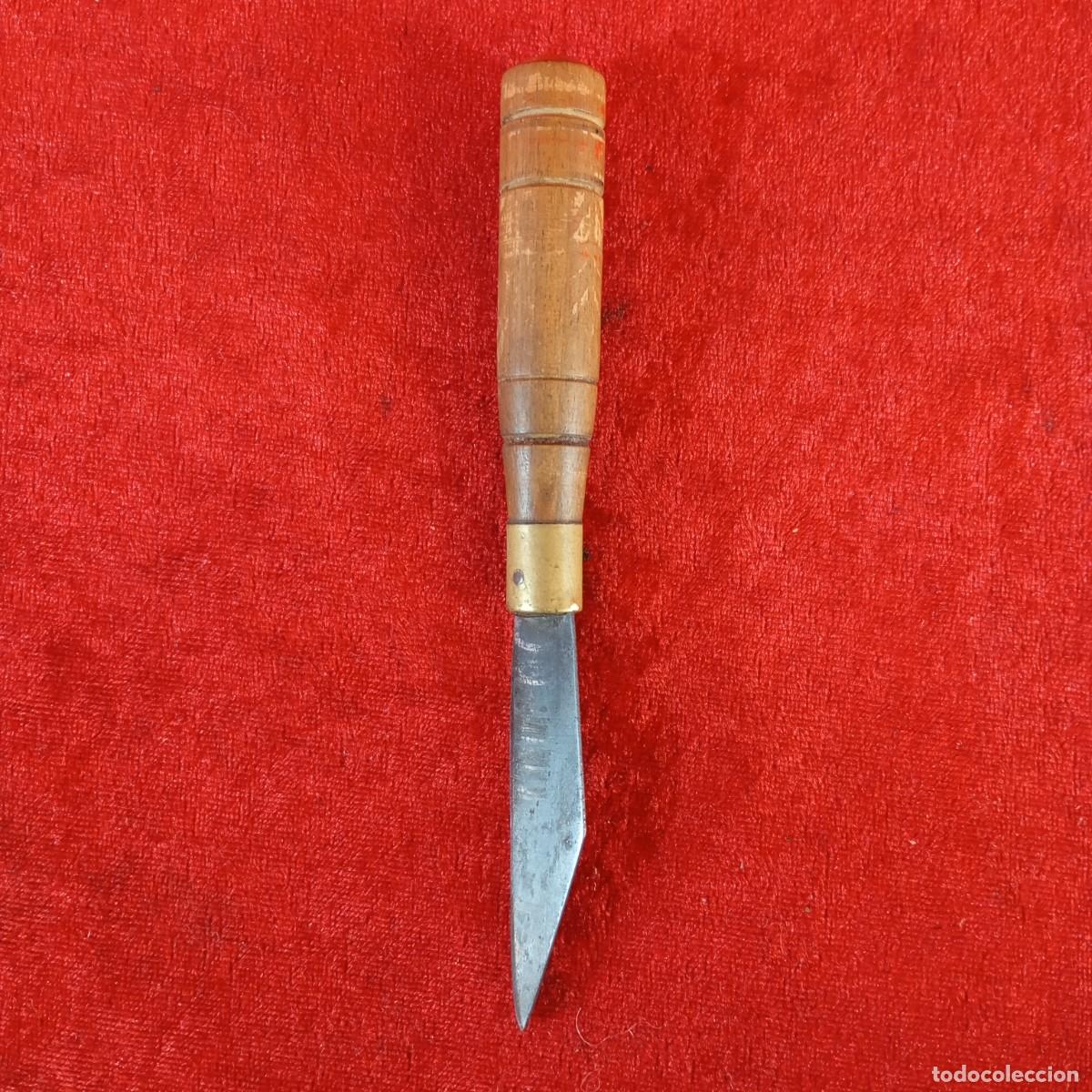 Antig&uuml;edades: NAVAJA DE BOLSILLO - MANGO EN MADERA - TRADICIONAL ESPA&Ntilde;OLA - SIGLO XX - 14,5 CM DE LARGO - 59