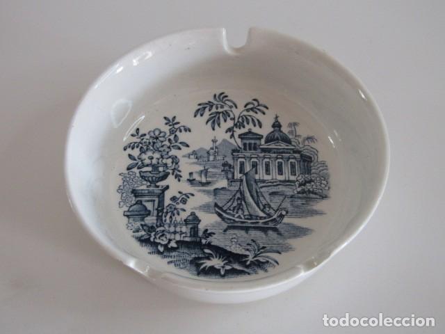 Antig&uuml;edades: PRECIOSO CENICERO PORCELANA LA CARTUJA DE SEVILLA PICKMAN AZUL VINTAGE