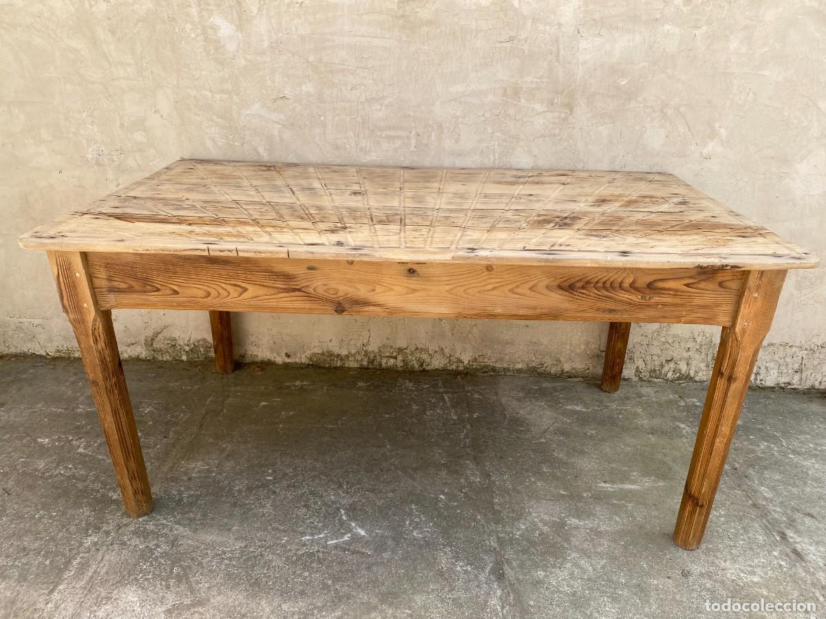 Antig&uuml;edades: Mesa Antigua de Madera Artesanal