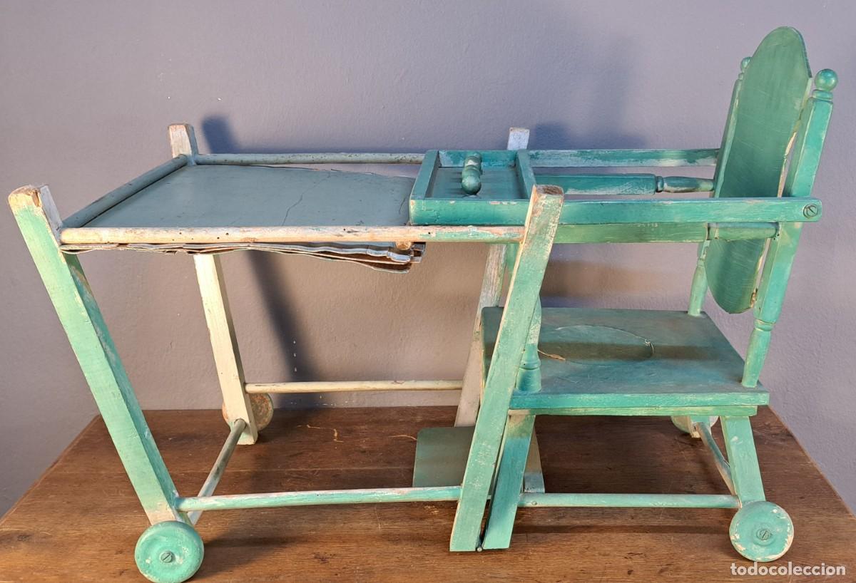 Antig&uuml;edades: Trona infantil transformable en pupitre de madera antigua - Foto 9