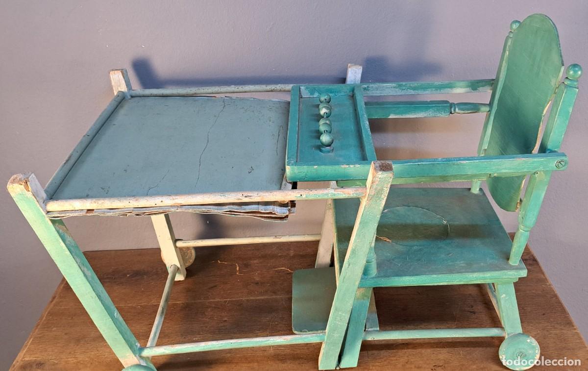 Antig&uuml;edades: Trona infantil transformable en pupitre de madera antigua - Foto 10