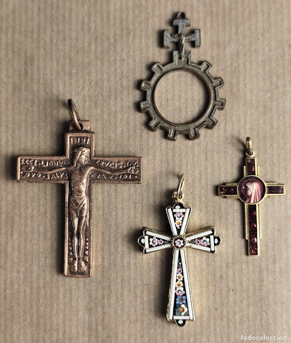 Oggetti Antichi: Lote de 3 cruces religiosas y decenario (rosario de dedo) antiguo