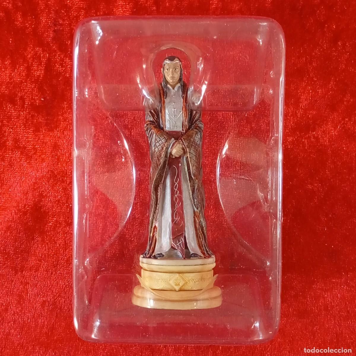 Antig&uuml;edades: FIGURA DE AJEDREZ - EL SE&Ntilde;OR DE LOS ANILLOS - ELROND - ARWEN - 08