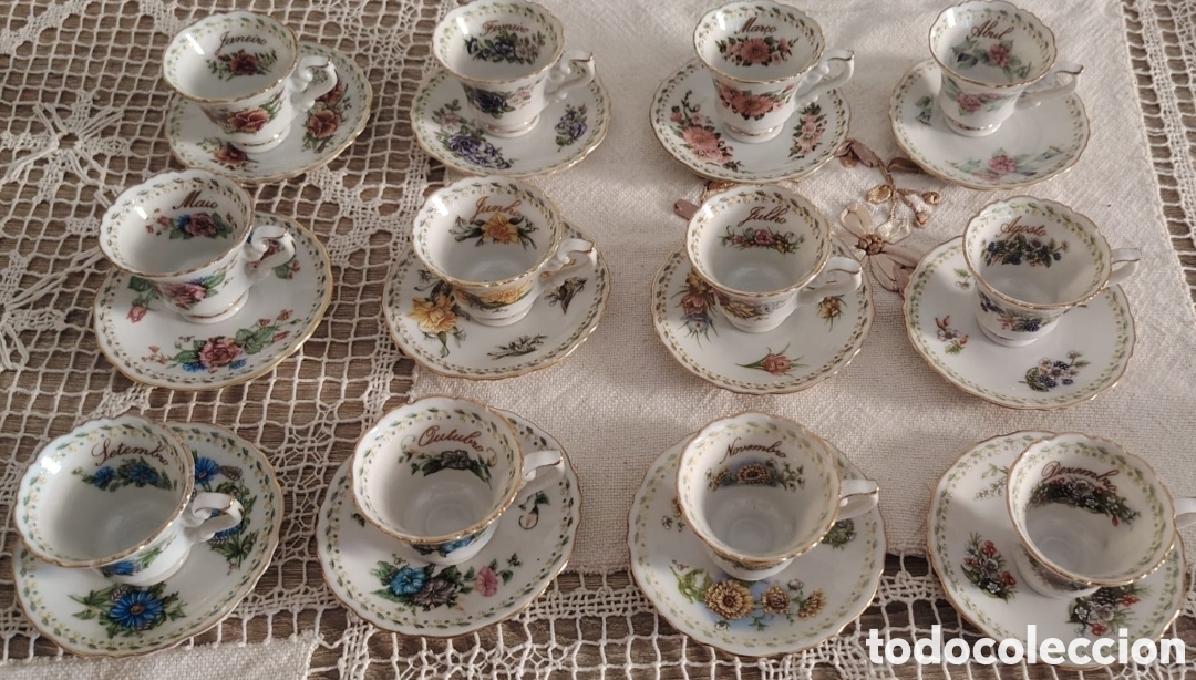 Antig&uuml;edades: Tazas te porcelana doce meses - Foto 6
