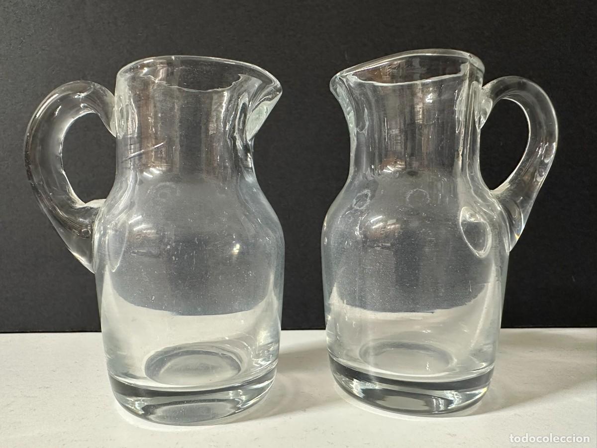 Antig&uuml;edades: Jarras de vidrio para vinajeras de misa - Foto 2