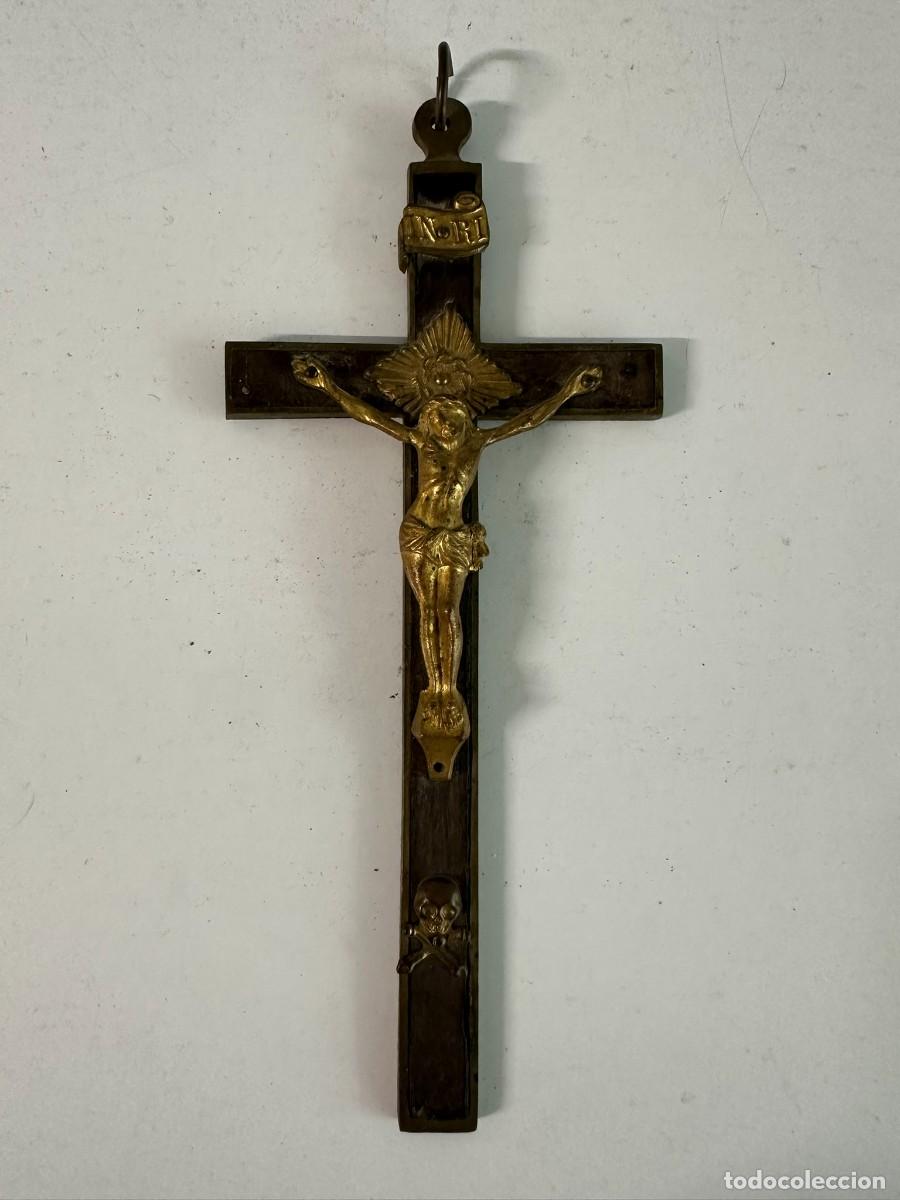 Antig&uuml;edades: Crucifijo del G&oacute;lgota en bronce s XIX-XX 17x7