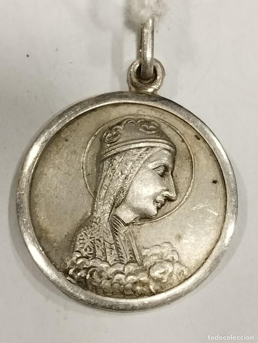 Antig&uuml;edades: MEDALLA NTRA. SRA. MONTSERRAT. DE PLATA.