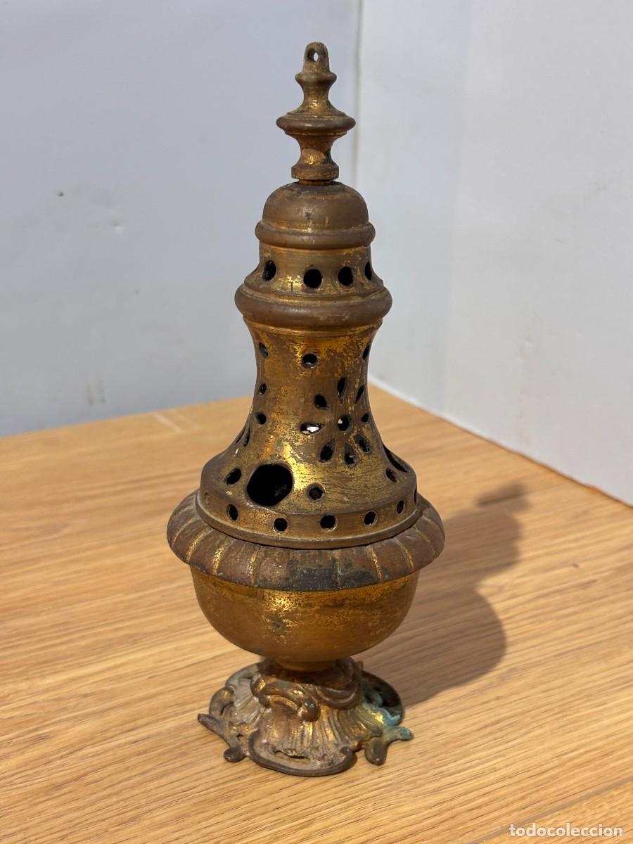 Antig&uuml;edades: Tur&iacute;bulo religioso antiguo de lat&oacute;n 22 cm - Foto 2