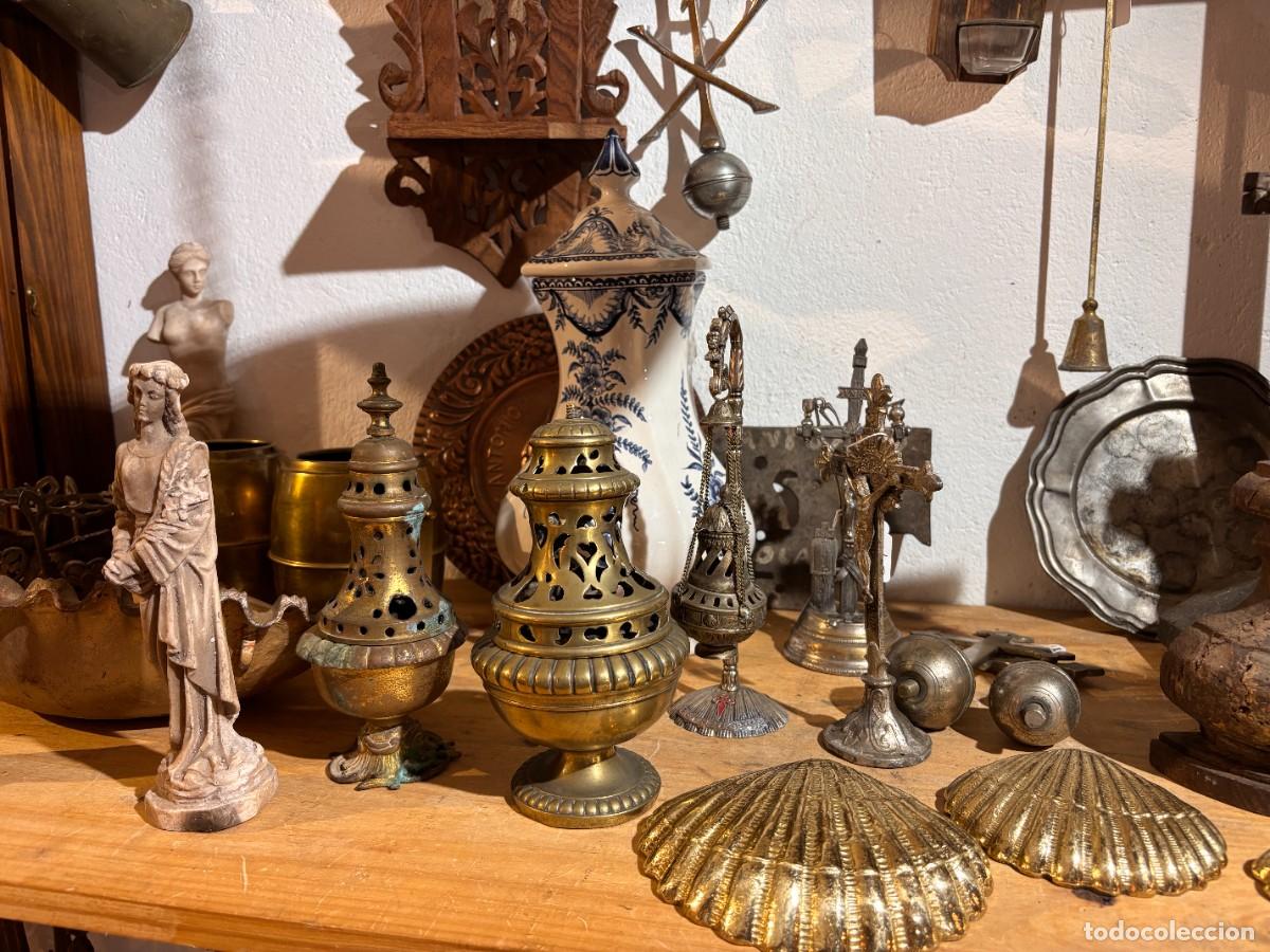 Antig&uuml;edades: Tur&iacute;bulo religioso antiguo de lat&oacute;n 22 cm - Foto 8