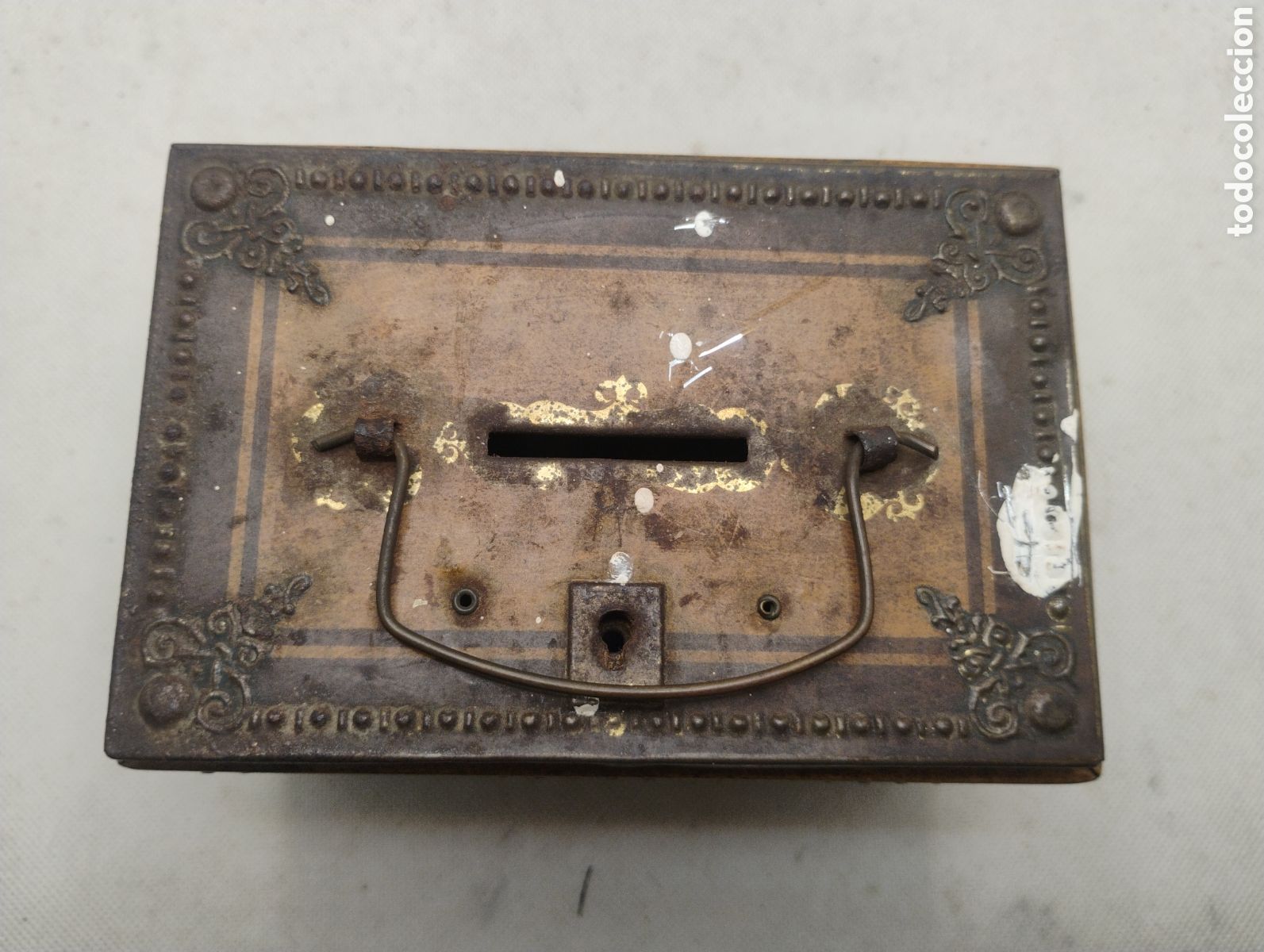 Antig&uuml;edades: Caja - Hucha de Hojalata - Foto 2