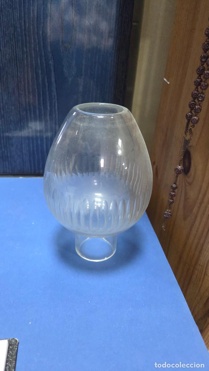 Antig&uuml;edades: tulipa de cristal de lampara