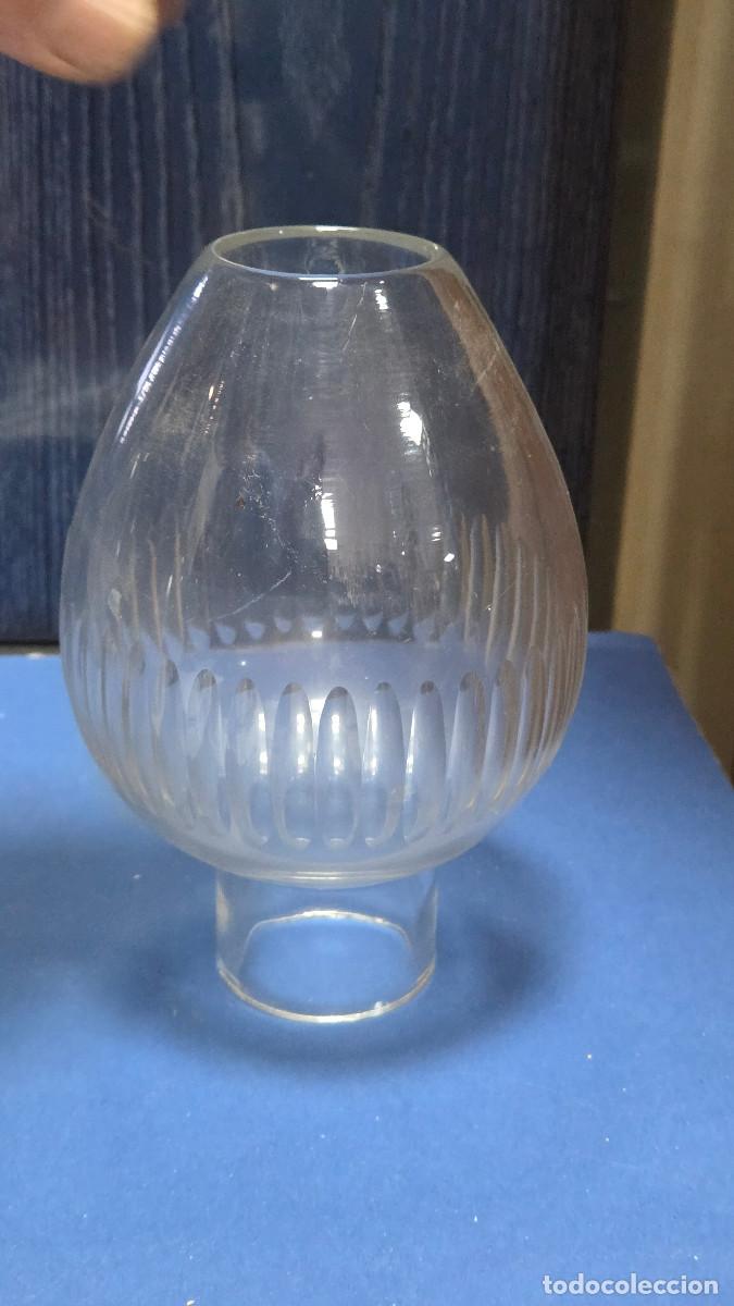 Antig&uuml;edades: tulipa de cristal de lampara