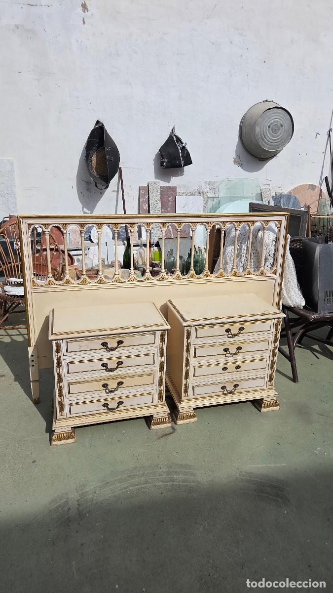 Antig&uuml;edades: cabecero y 2 mesillas antiguas