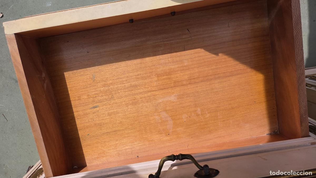 Antig&uuml;edades: 2 mesillas de dormitorio antiguas - Foto 7
