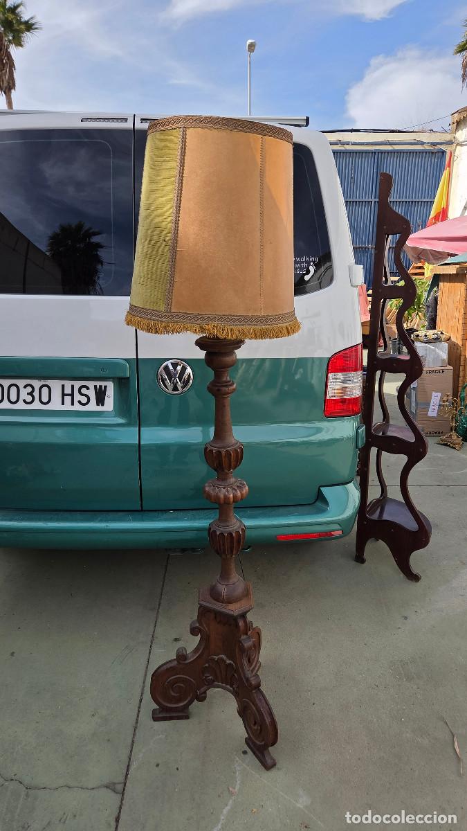 Antig&uuml;edades: lampara de pie antigua