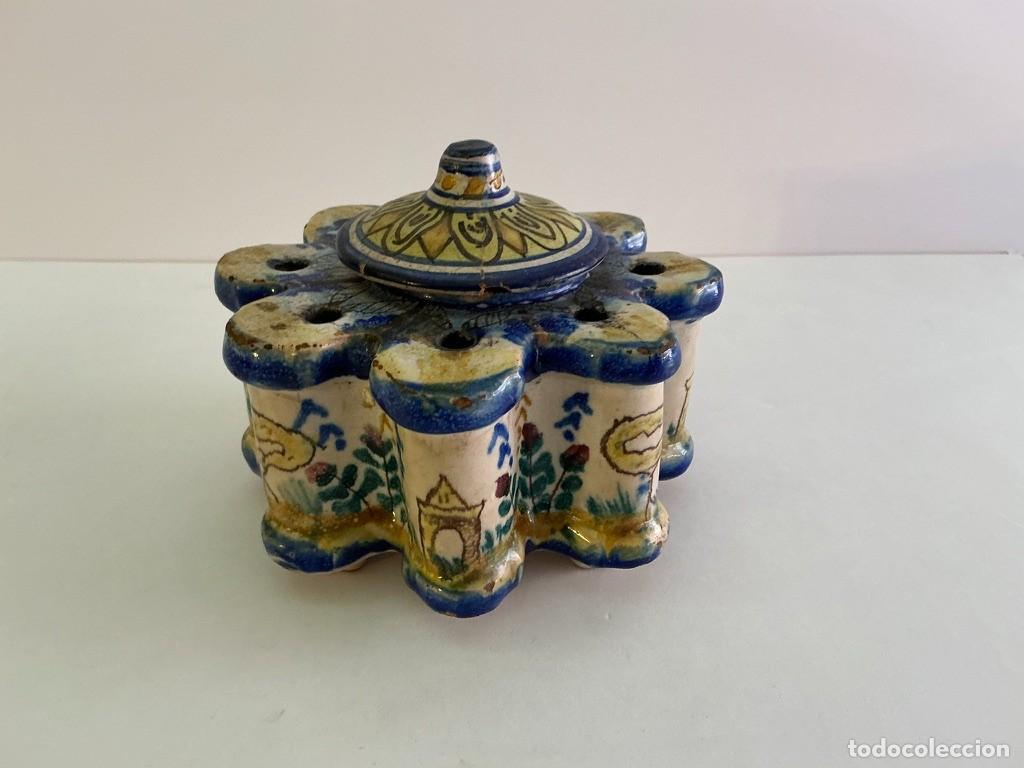 Antig&uuml;edades: Tintero antiguo cer&aacute;mica policromada Talavera Puente con tapa