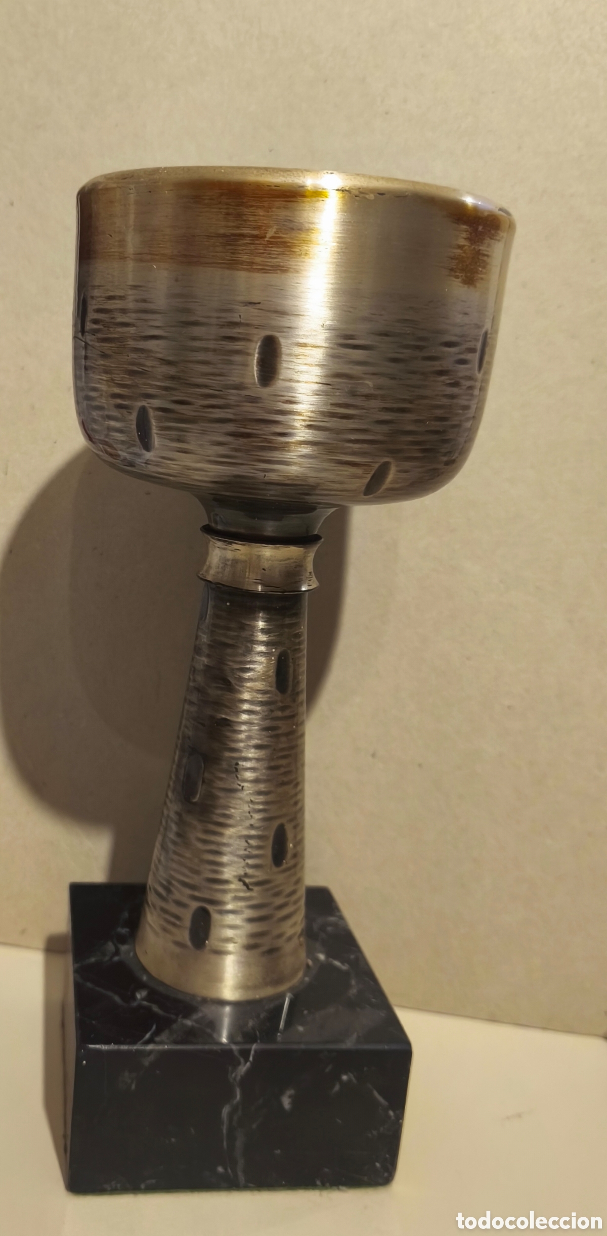 Antig&uuml;edades: FIGURA CALIZ CON BASE DE MARMOL - Foto 2