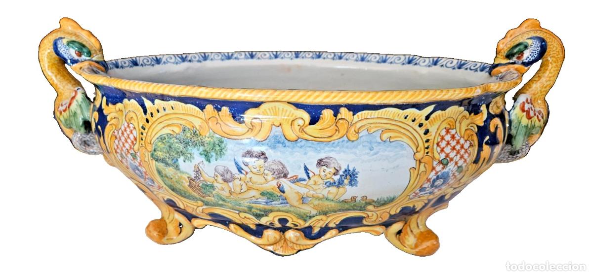 Antig&uuml;edades: GRANDE JARDINIERE EN FAIENCE POLYCHROME DE NEVERS STYLE N&Eacute;O-RENAISSANCE BEL ETAT