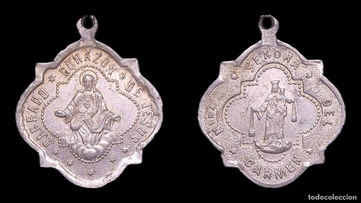 Antig&uuml;edades: MEDALLA RELIGIOSA NUESTRA SE&Ntilde;ORA DEL CARMEN SAGRADO CORAZON DE JESUS ALUMINIO