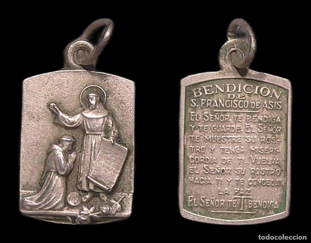 Antig&uuml;edades: MEDALLA RELIGIOSA SAN FRANCISCO DE ASIS BENDICION DE SAN FRANCISCO